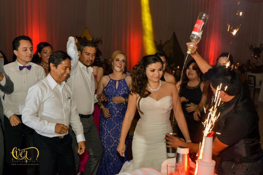 cocteles y vino para bodas en Guadalajara